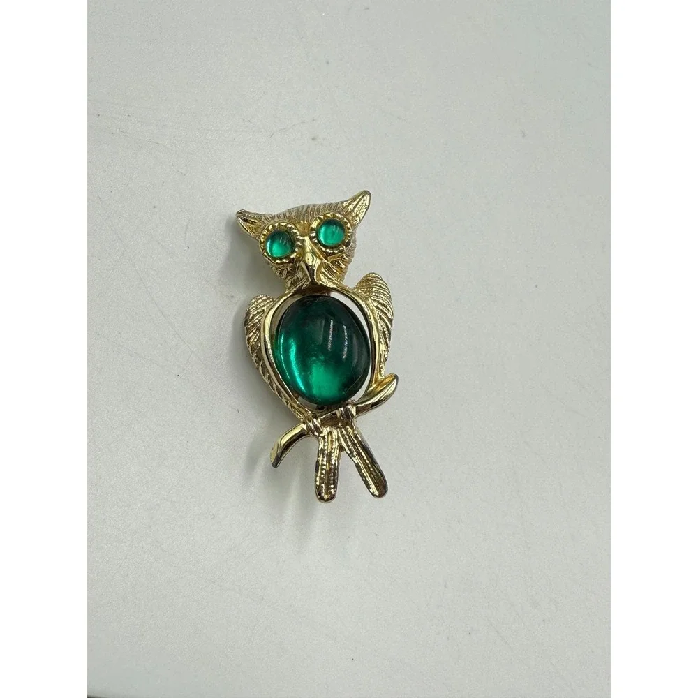 Vintage Gold Tone Owl‎ Brooch Green Cabochon Eyes and Belly Woodland Jewelry